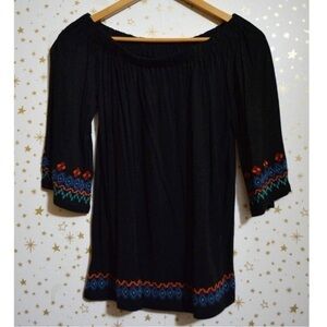 NWT - Loft Off Petite Black Shoulder Embroidered Top XS